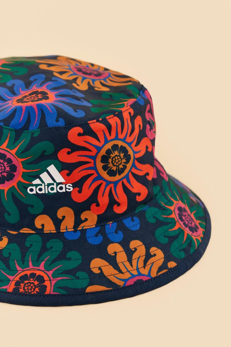 315744_0202_2-BUCKET-HAT-ADIDAS-ESTAMPADO-SUNNY-DAY-INDIGO