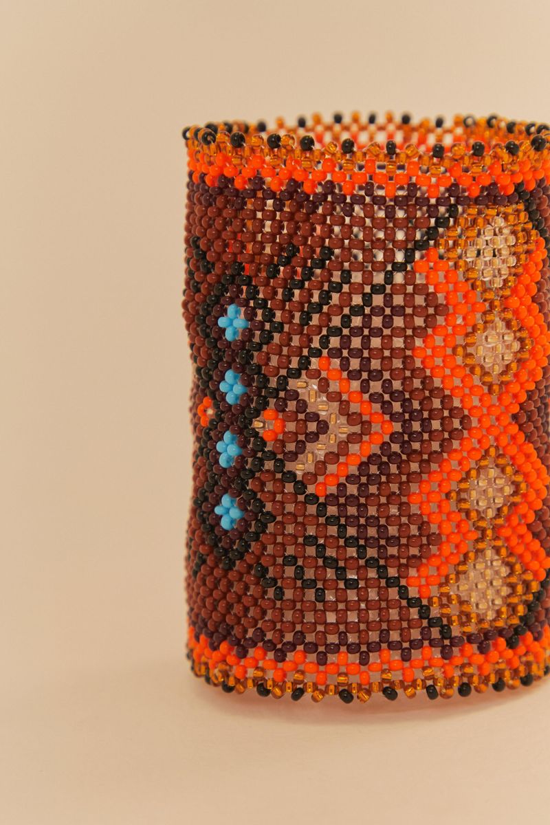 317718_2276_2-PULSEIRA-YAWANAWA
