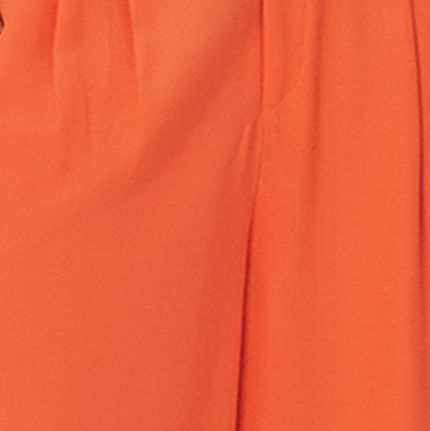 Close-up-de-la-tela-naranja-del-top.