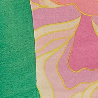 Acercamiento-al-estampado-floral-de-la-blusa-Lastex-Floral-Lumi-con-colores-vibrantes-y-detalles-intrincados.