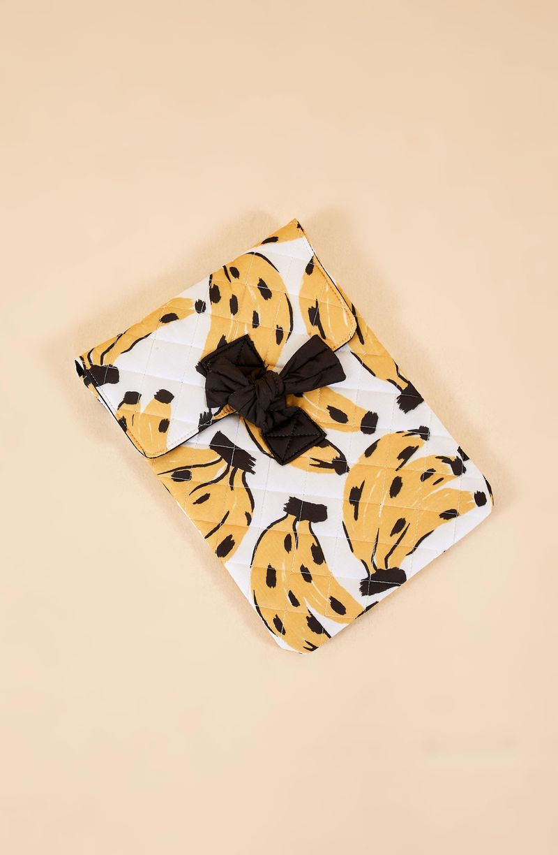 312683_2276_1-CAPA-DE-LAPTOP-13-ESTAMPADA-BOSSA-BANANA.jpg