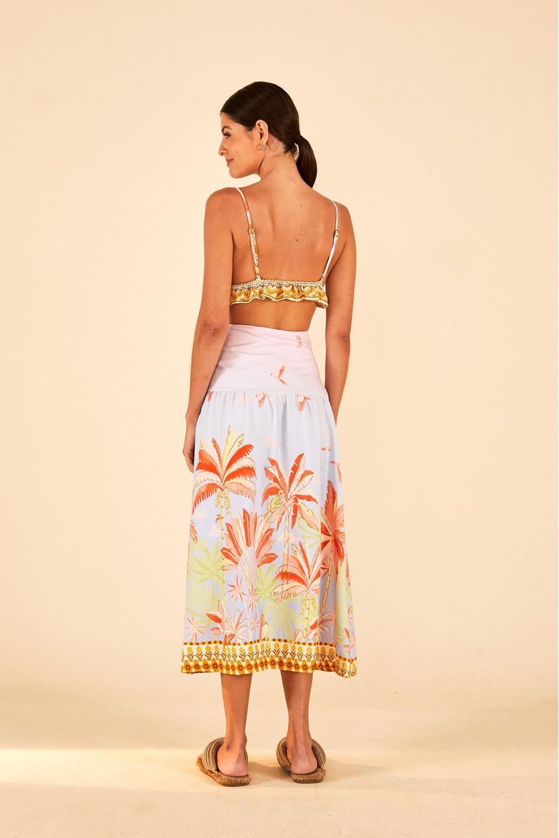 Vista-trasera-del-top-cropped-estampado-con-tirantes-ajustables.
