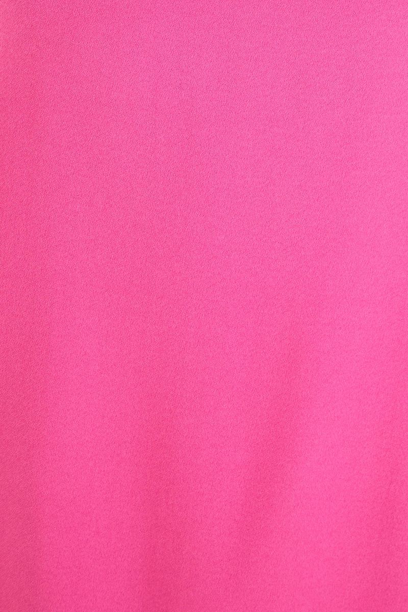 Primer-plano-de-la-tela-solida-rosa-de-la-camiseta-sin-mangas-basica.