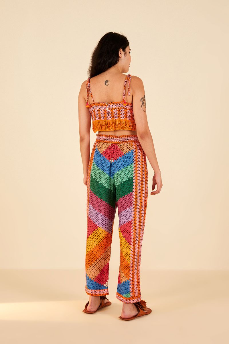 307406_20038_3-BLUSA-CROPPED-FRANJA-ESTAMPADA-BORDA-COR.jpg
