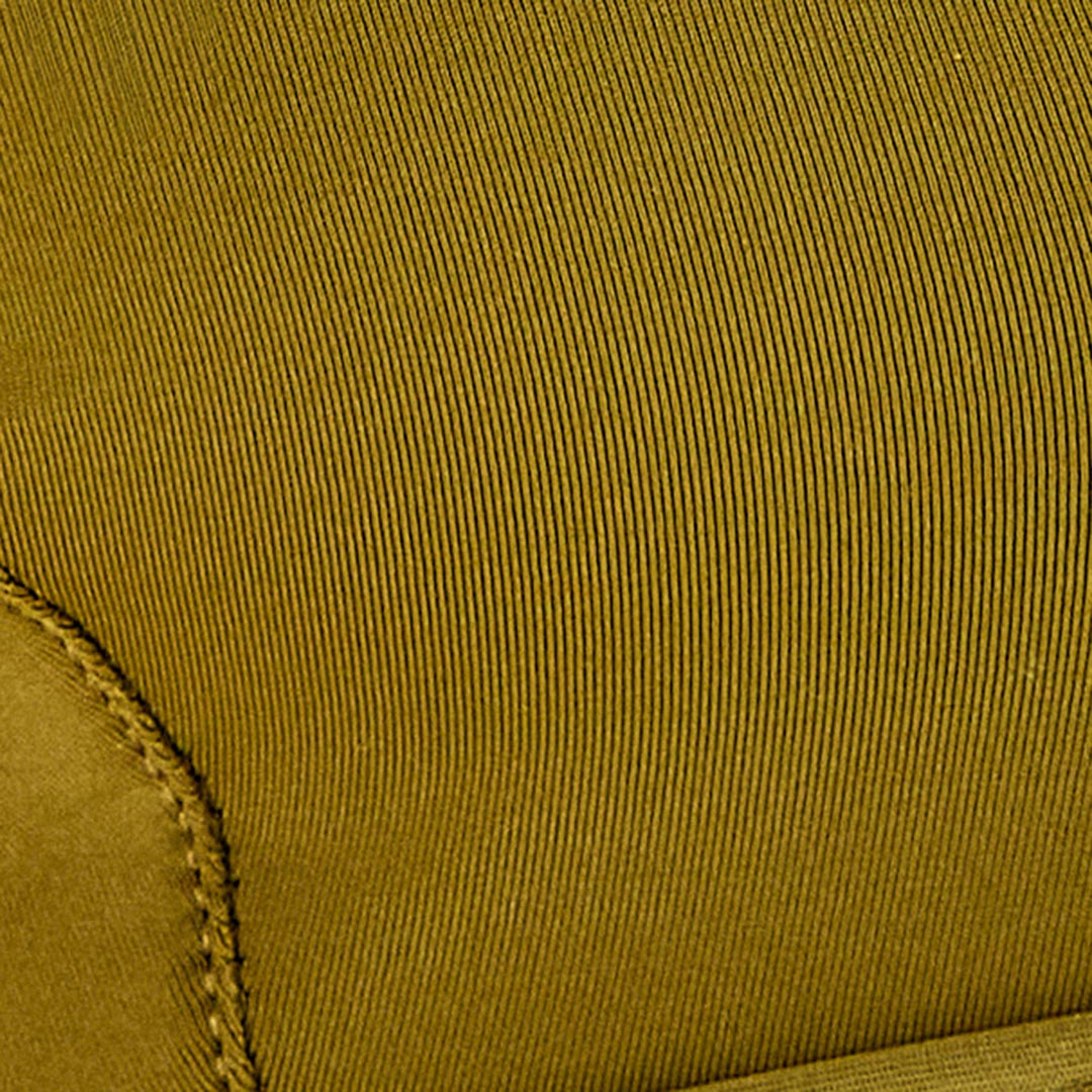 Detalle-de-la-tela-del-top-largo-basico-en-verde-oliva