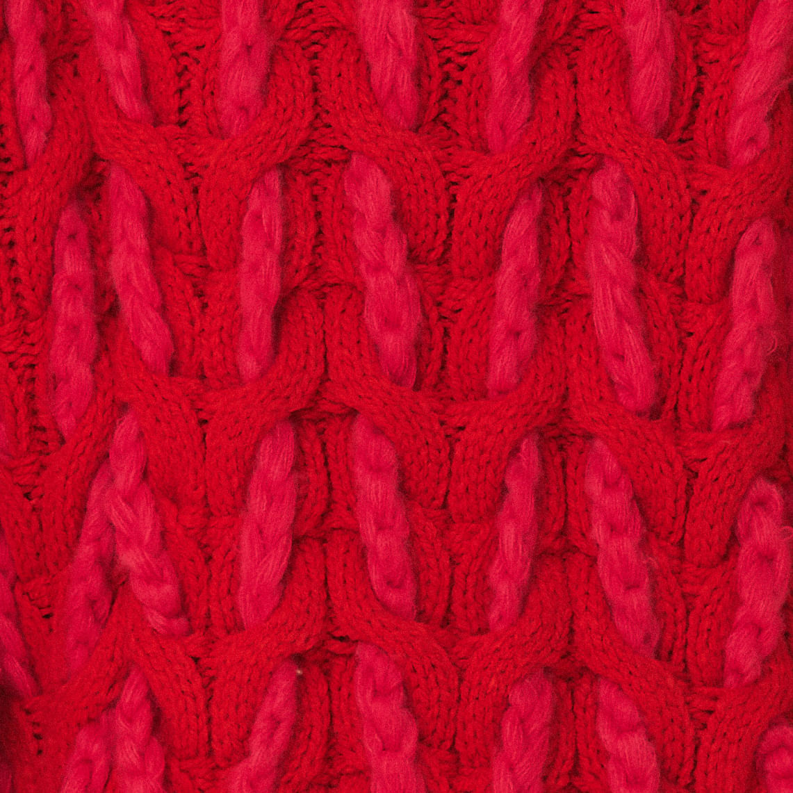 Primer-plano-de-la-textura-de-tejido-grueso-del-abrigo-rojo.