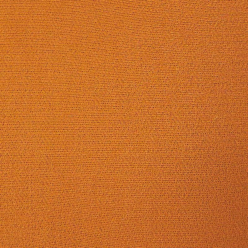 Acercamiento-al-tejido-de-la-blusa-cropped-aro-mostrando-la-textura-y-la-calidad-del-material.