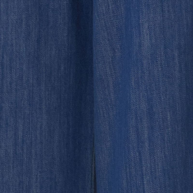 Detalle-del-tejido-del-pantalon-jean-azul
