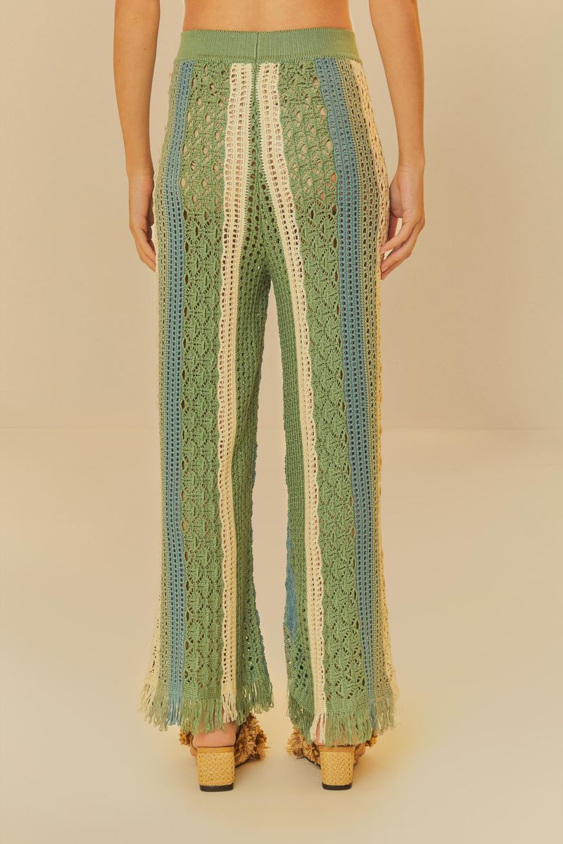 Pantalon-en-tejido-de-punto-con-flecos-y-rayas-verticales-en-tonos-solares-vista-trasera.