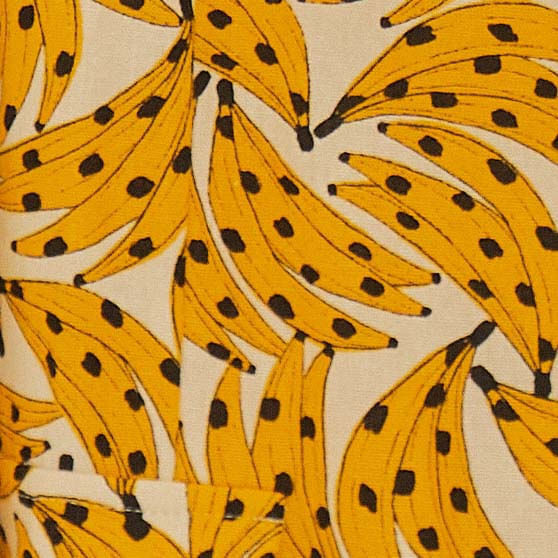 Detalle-del-estampado-tropical-del-blazer-Nanica-de-la-Farm.