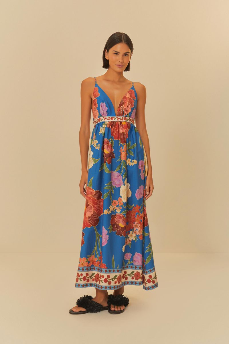 Primer-plano-del-estampado-floral-tropical-del-Vestido-Cropped-Duda-mostrando-detalles-de-las-flores-en-tonos-vibrantes.