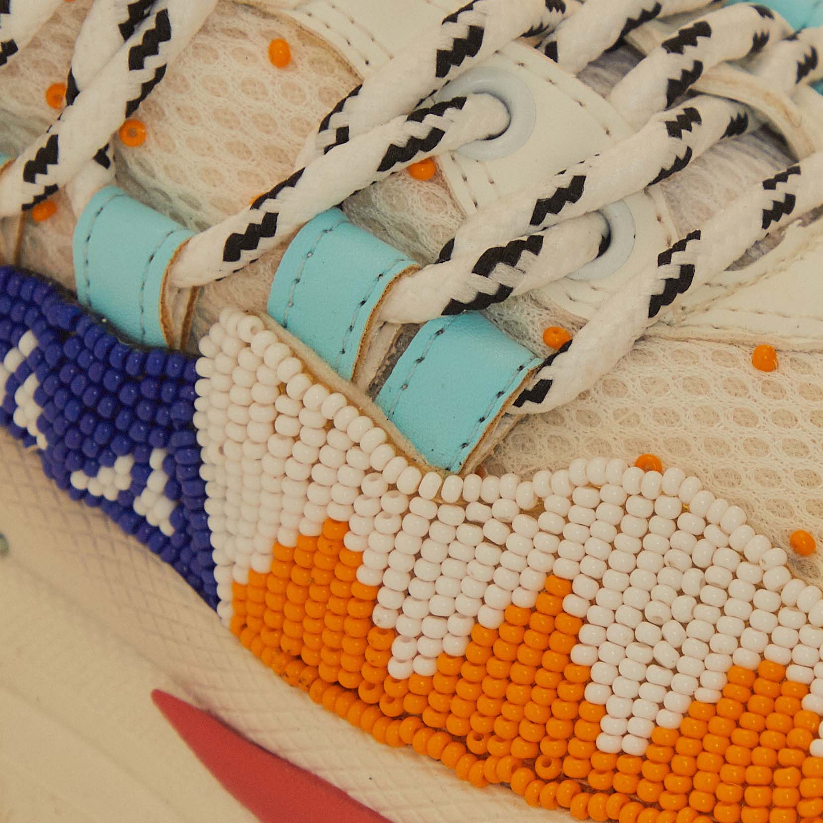 314008_2276_10-APOLO-BEADED-SNEAKER