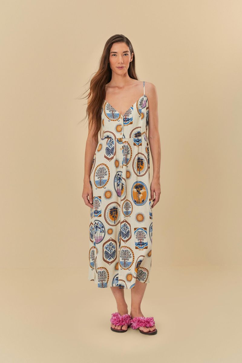 Vista-frontal-del-vestido-midi-estampado-destacando-el-diseño-fluido-y-corte-elegante.