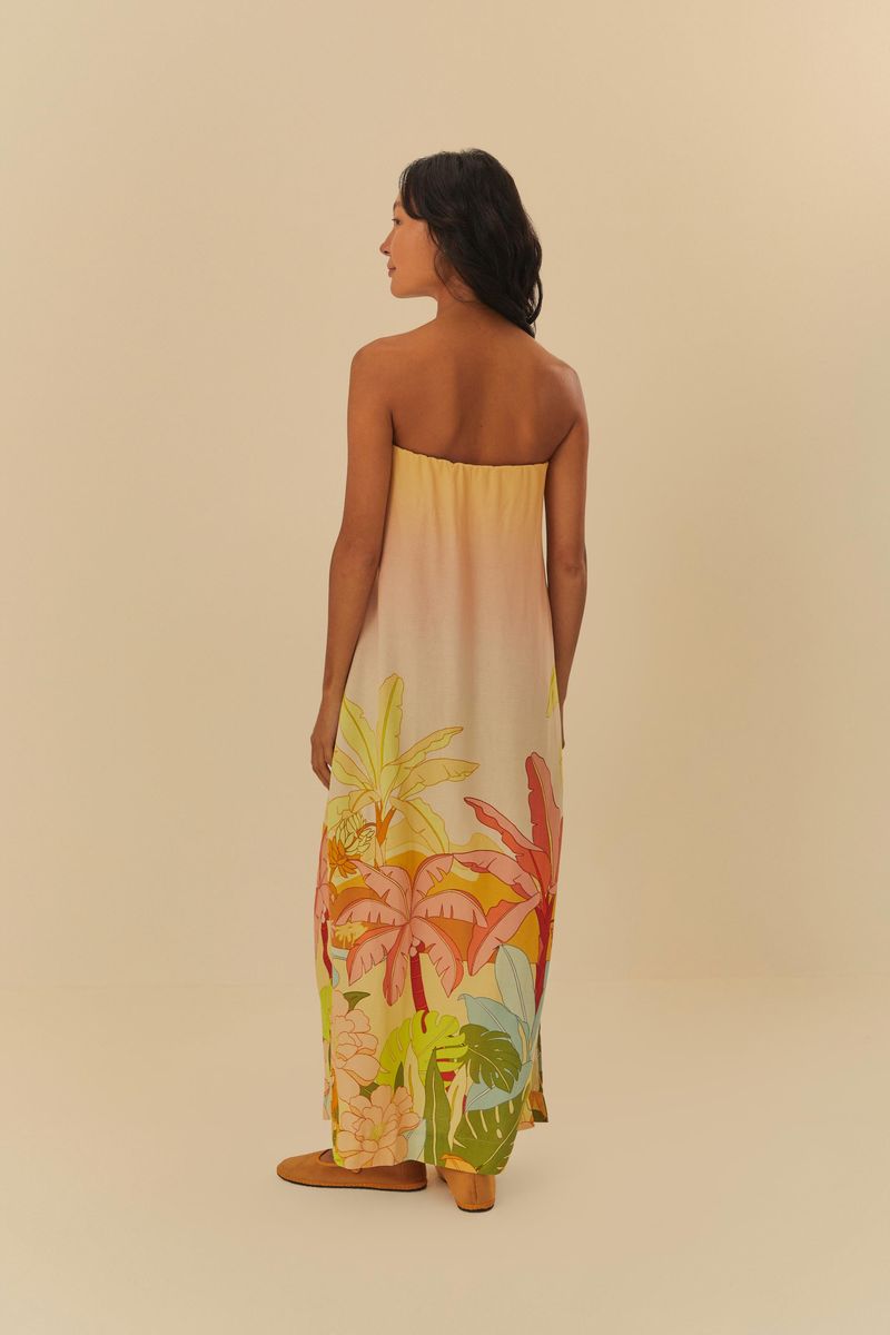 Vista-trasera-del-vestido-largo-estampado-con-tema-de-jaguares.