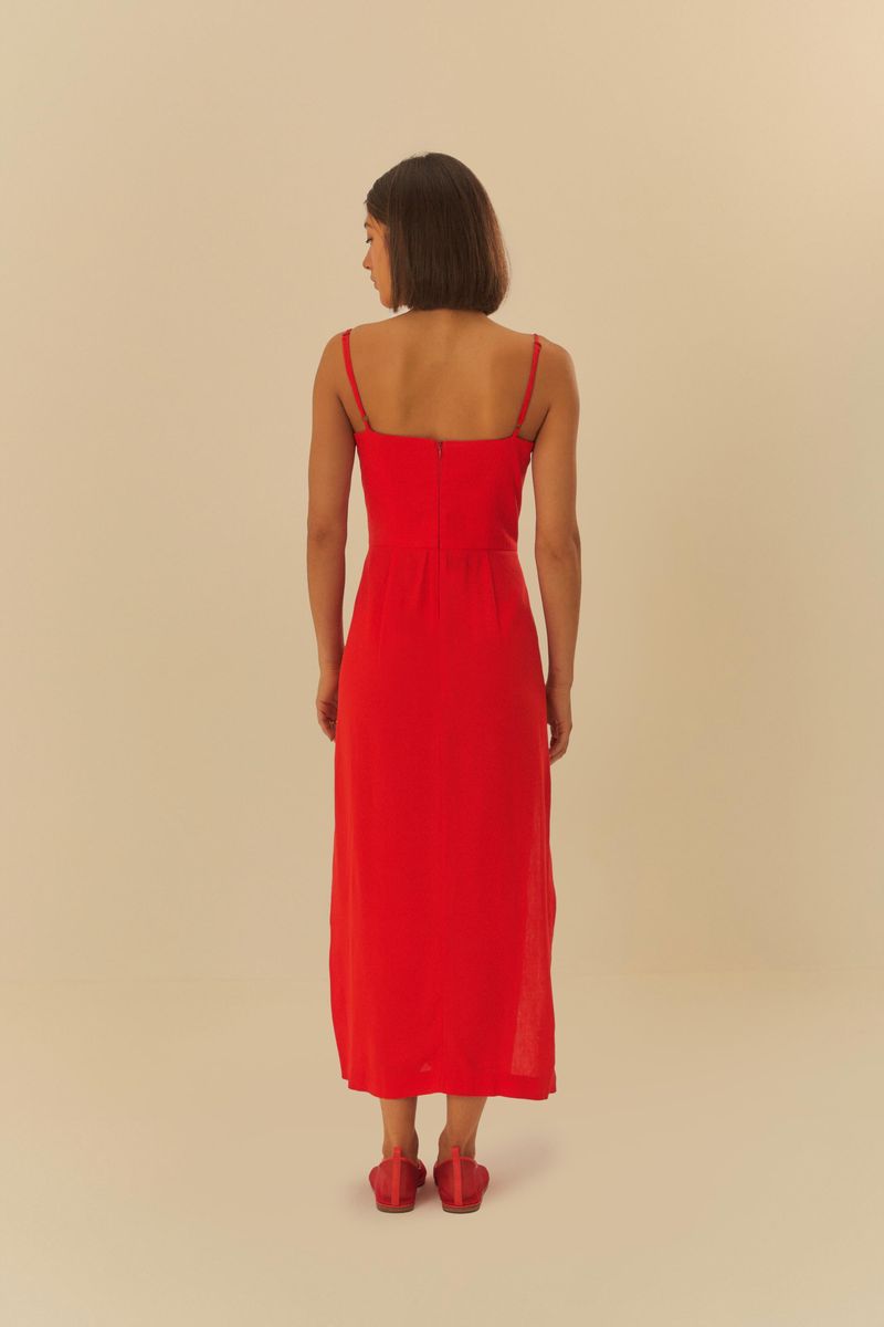 Vista-trasera-del-vestido-rojo-con-tirantes-delgados-y-largo-midi.