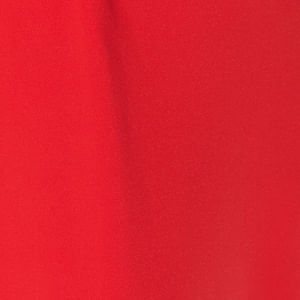 Detalle-del-tejido-y-acabado-del-vestido-rojo.