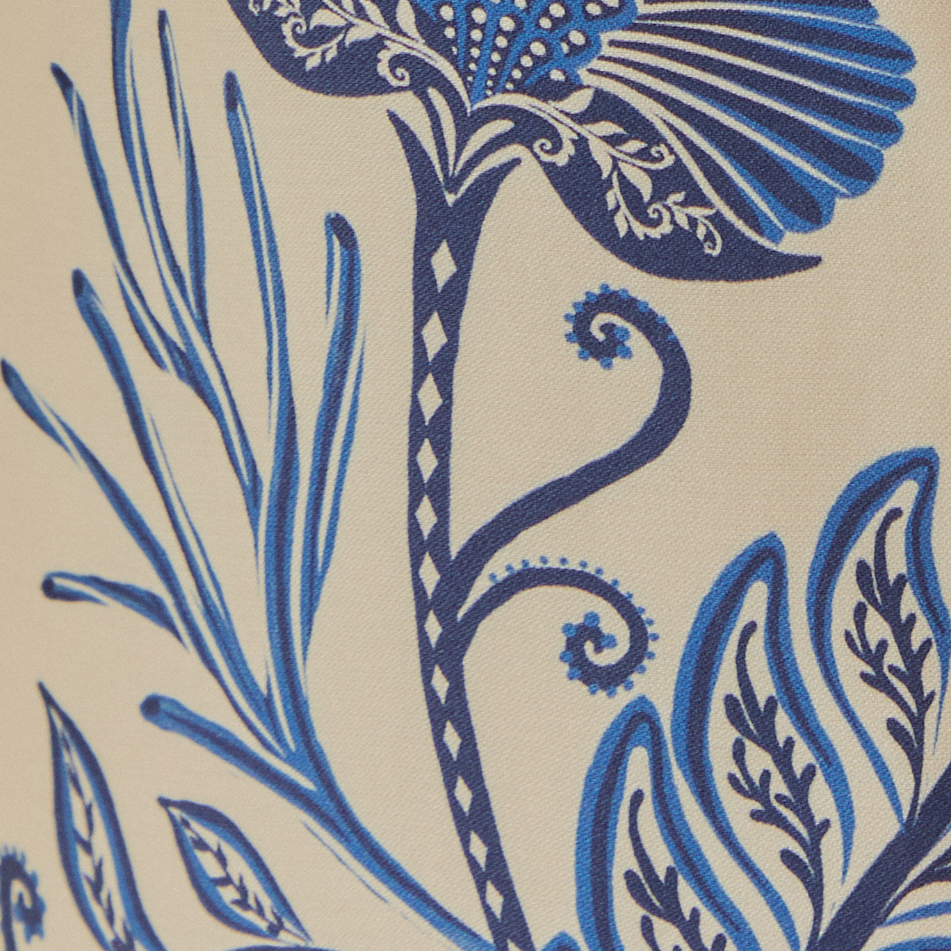 331285_49174_10-VESTIDO-CURTO-ALCA-ESTAMPADO-JARDIM-DE-CONCHA
