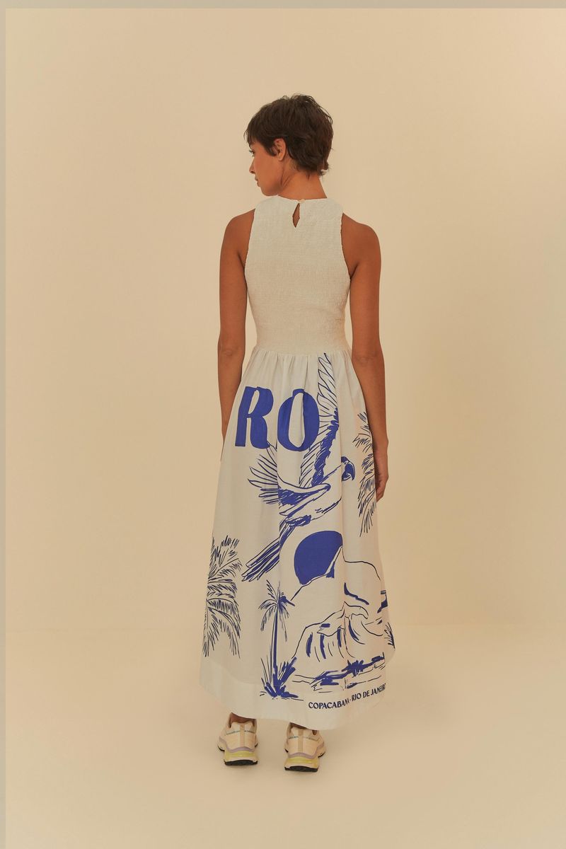 Vista trasera del vestido cropped lastex con estampado azul.
