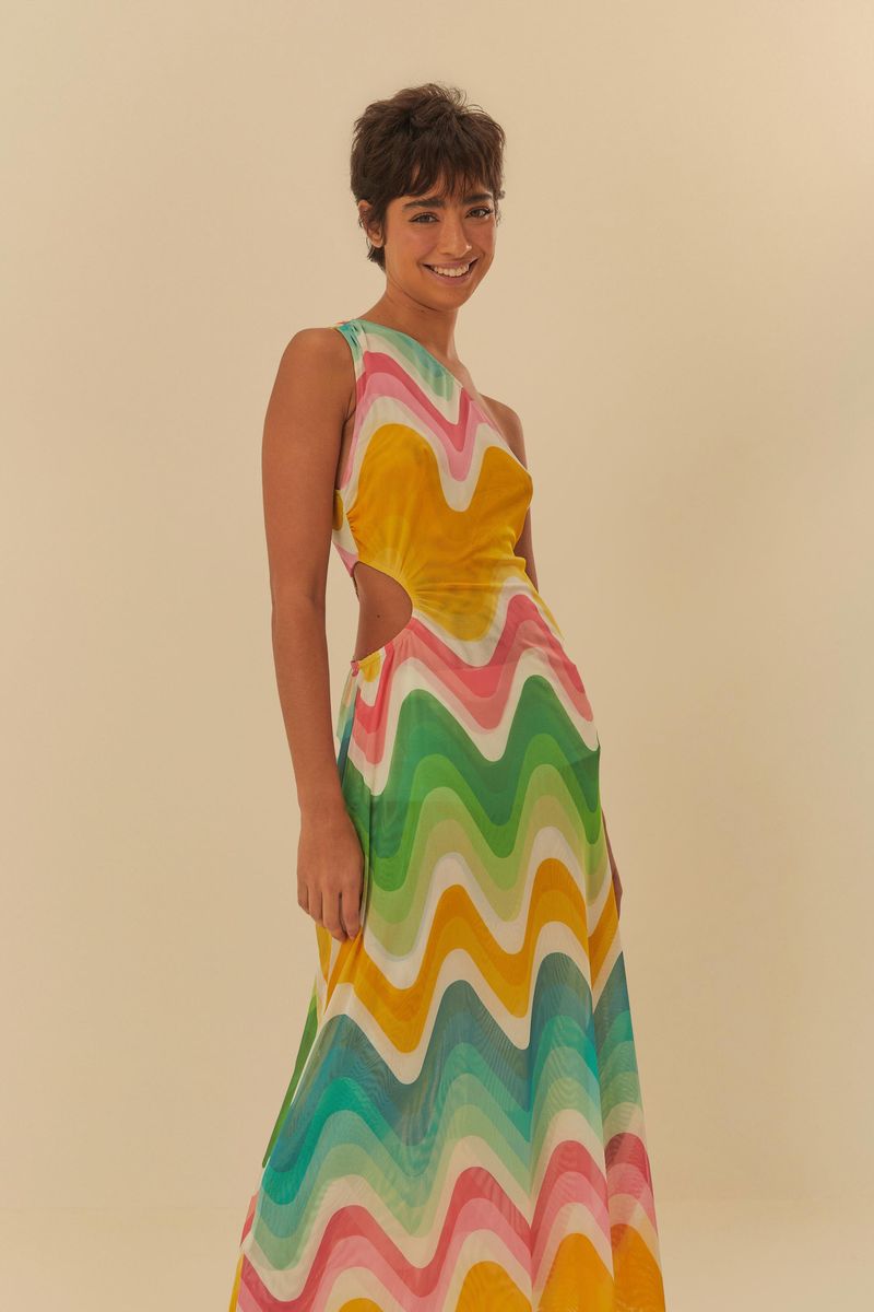 Vestido-largo-con-estampado-ondulado-en-tonos-vibrantes-vista-lateral.