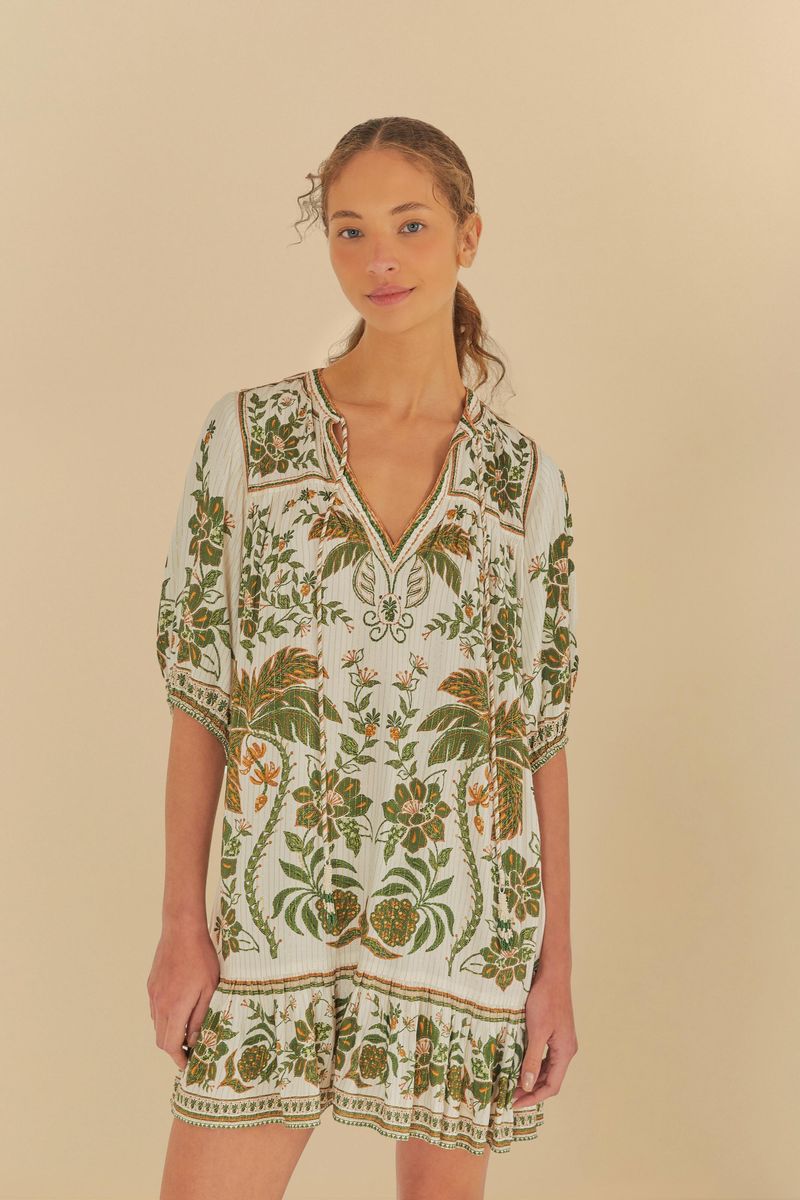 Vestido-corto-con-estampado-botanico-en-tonos-de-verde-y-naranja-cuello-en-V-y-mangas-cortas.