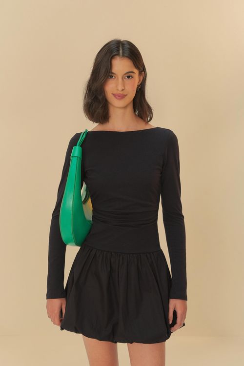 Vestido Curto Franzido Lateral Crepe