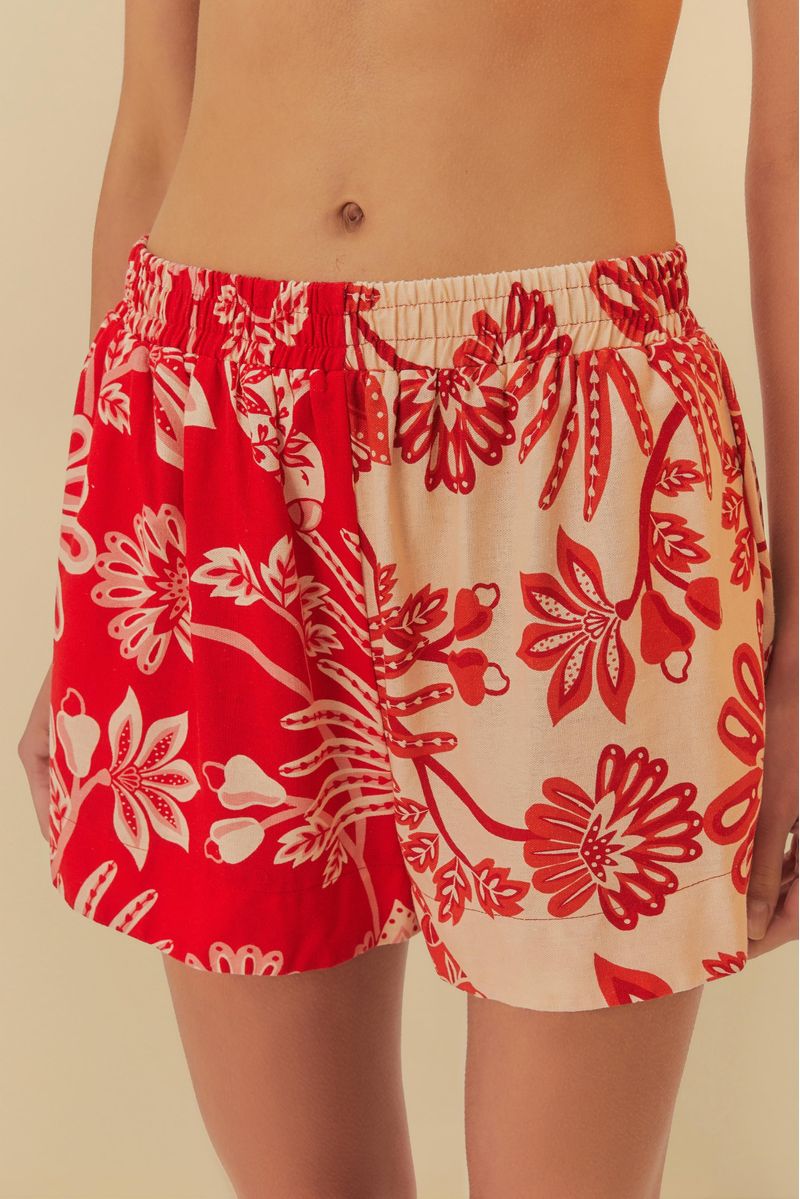 338958_50361_2-SHORT-ESTAMPADO-ARARA-FLORAL