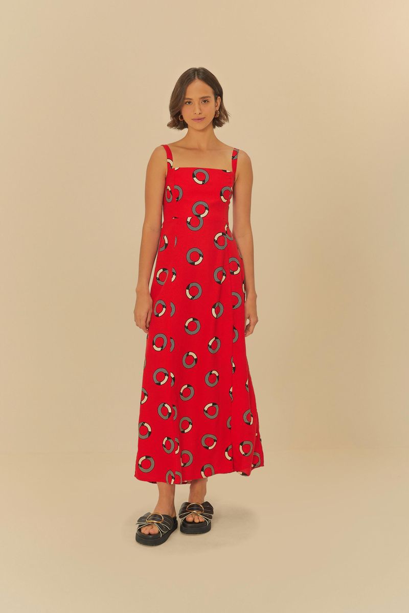 Vestido rojo con estampado de bolitas, vista frontal completa.