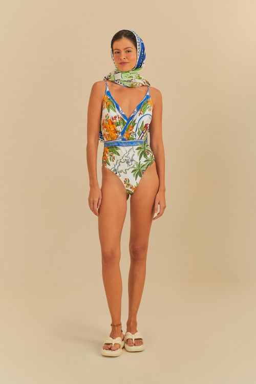 Traje De Baño Ubicado Destino Tropical