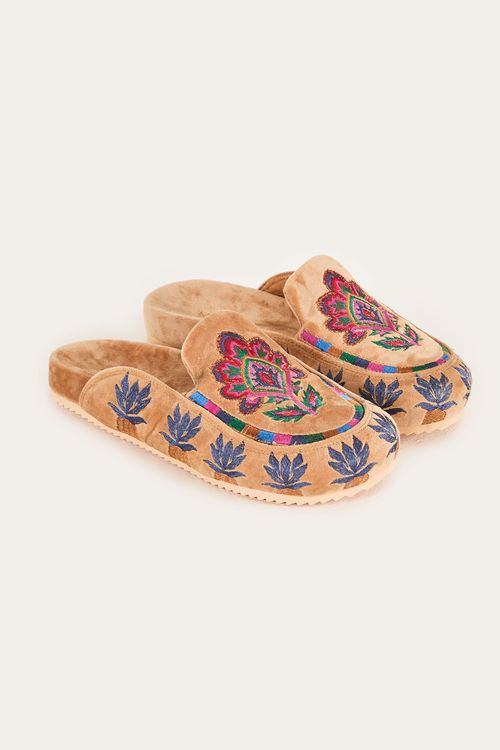 Camel Velvet Moc Clog Tapestry