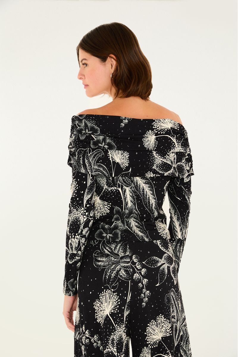 Detalle del estampado floral de la Blusa Decote Cielo de Flor.