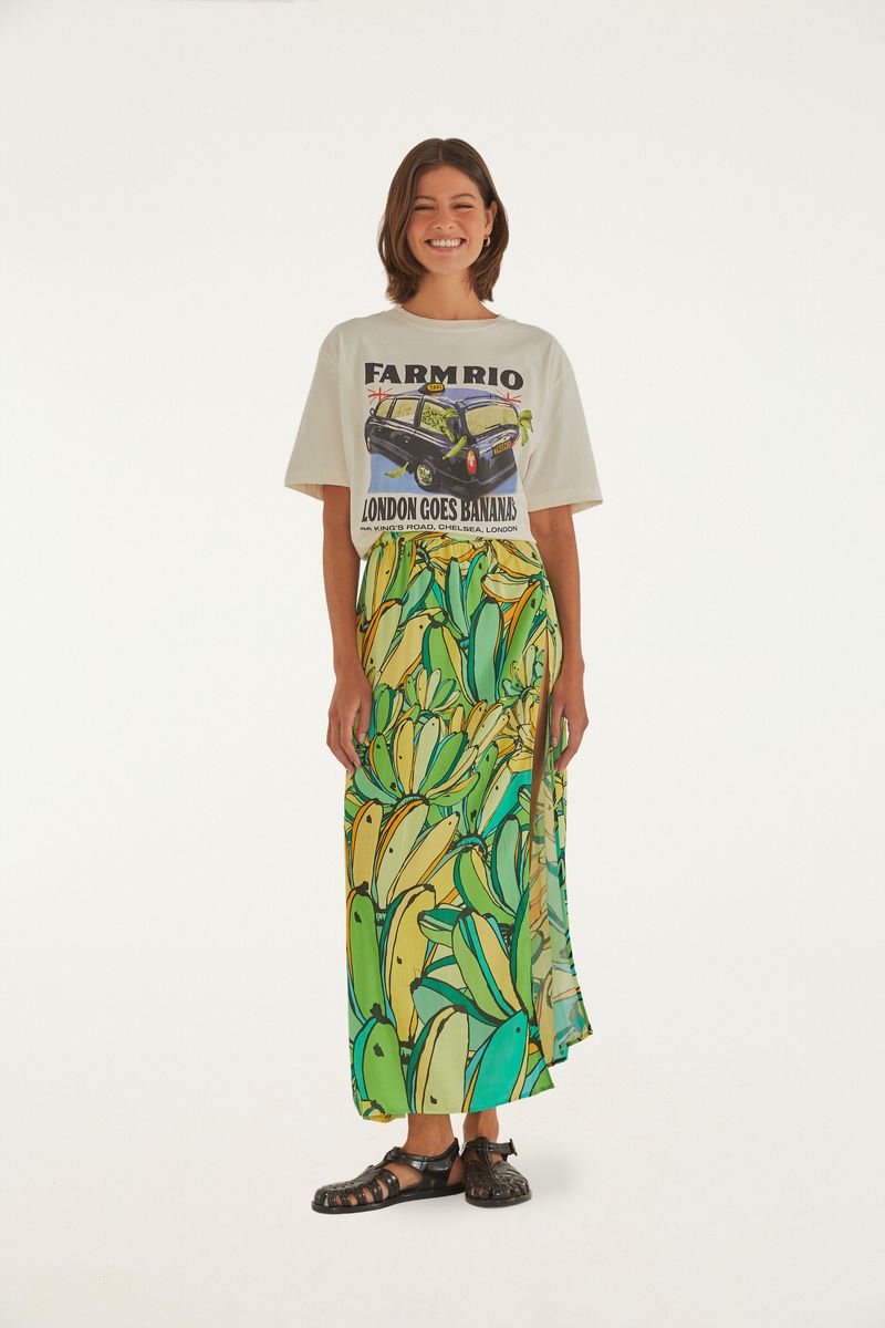 Camiseta estampada con tema de Londres y bananas, vista trasera.