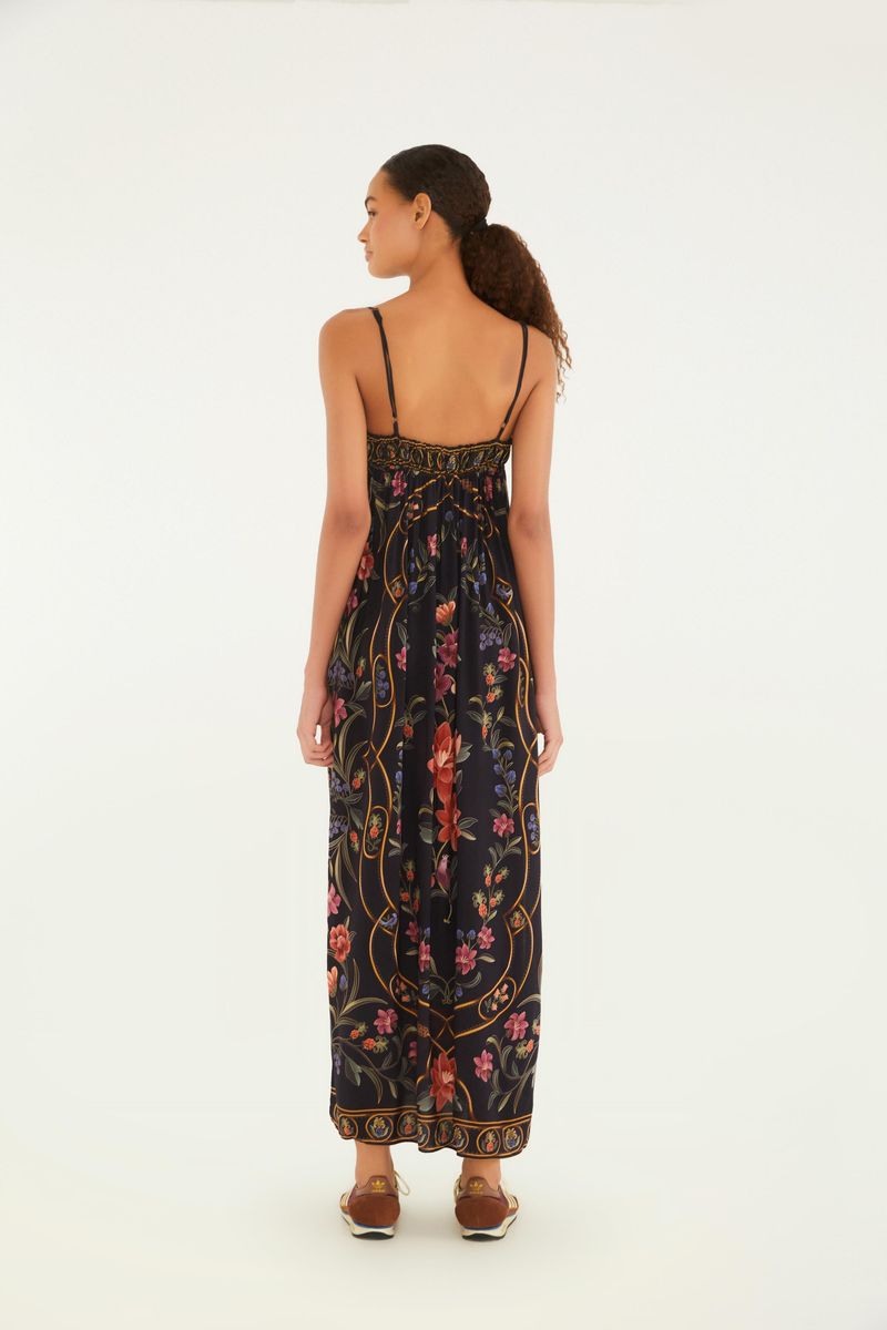 Vista lateral del vestido cropped floral Belle, destacando la silueta y el estampado floral.