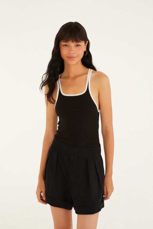 Short De Alfaiataria Con Bolsillos