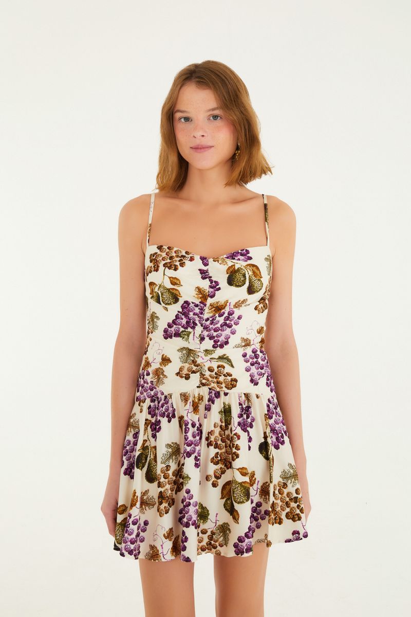 346416_52808_1-VESTIDO-CURTO-ROMANCE-DE-UVA